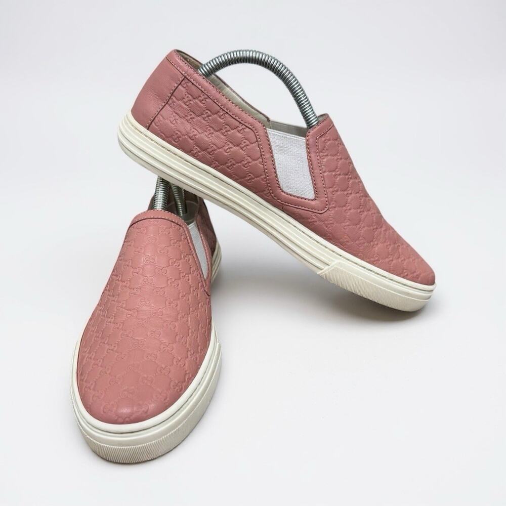 Gucci Guccissima Leather Slip-On Sneakers Pink Embossed Logo Size 37.5 EU 7.5 US